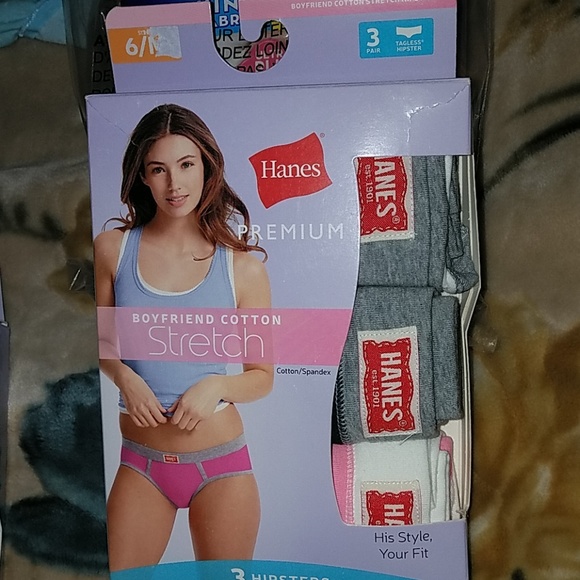 hanes boyfriend cotton stretch